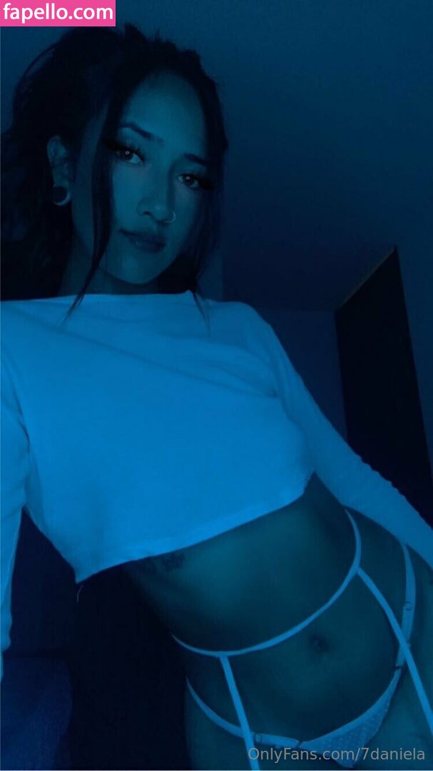 22daniela / 22daniela__ Nude Leaked OnlyFans Photo #21