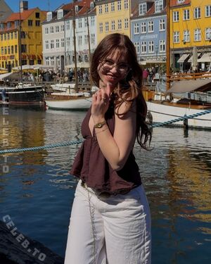 Anna Kauer #1287