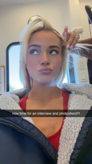 Livvy Dunne #715