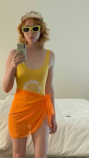 Molly Quinn #230